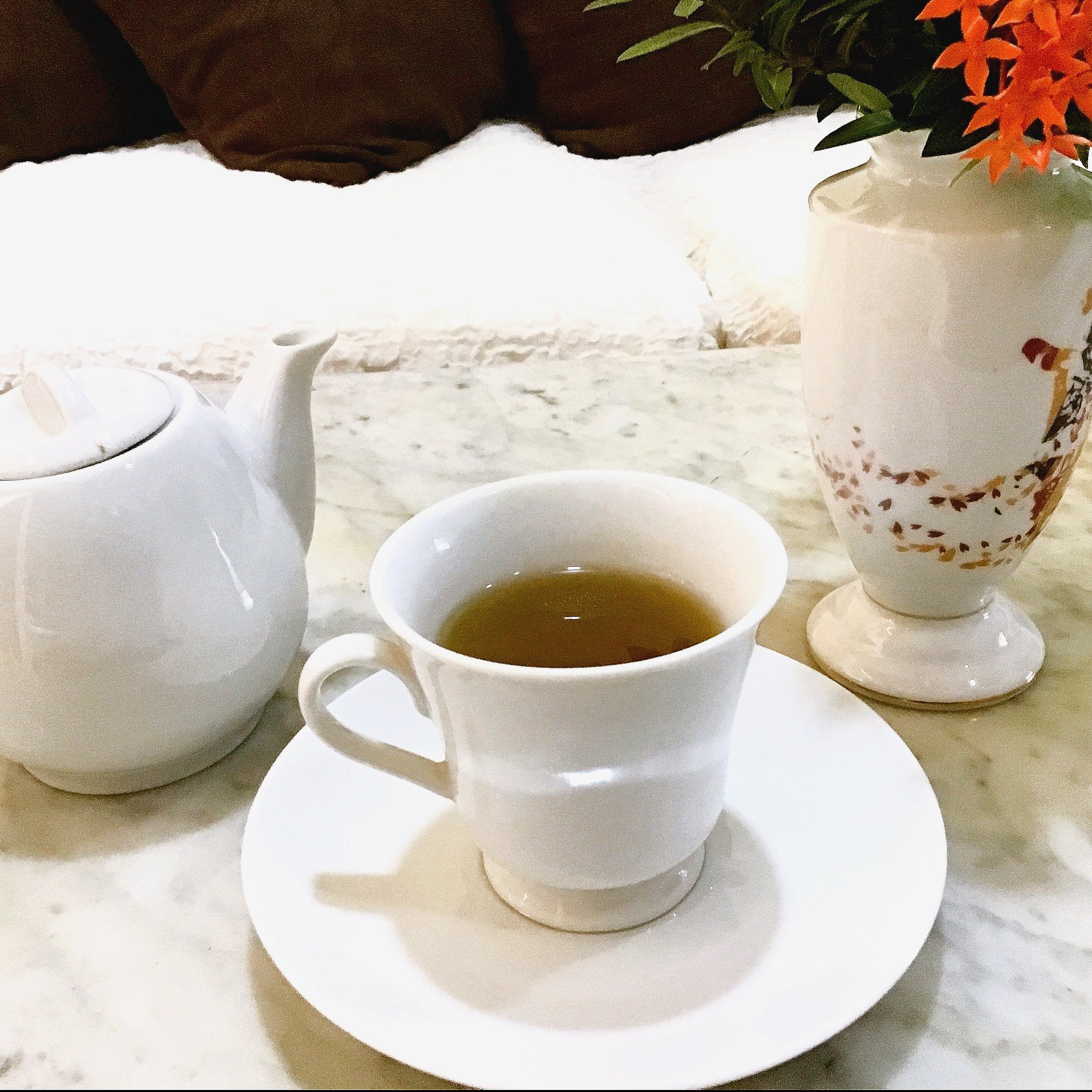 【スパイス入りハーブティー】サマハン4g×300袋まとめ買いがお得冷え症対策の王様生姜入りお茶健康茶薬草茶風邪予防にもリラックスにもスリランカアーユルヴェーダスパイスティー顆粒だから簡単に溶けてを飲みやすい